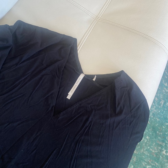 Aritzia tunic top - Picture 1 of 2